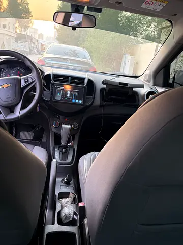 2018 Chevrolet AVEO 照片 9