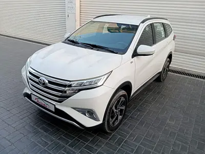 Toyota Rush EX 2022 GCC Specs - Excellent Condition 7-Seater