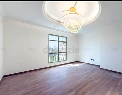Family room available in Al safa 2 near onpassive metro station