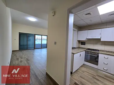 شقة فسيحة بغرفتي نوم | مبنى فلامنجو JVC | إطلالات متعددة على الشرفة