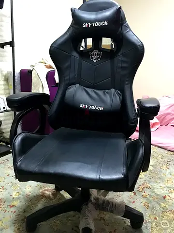 SKY TOUCH Black Gaming/Office Chair - Good Condition