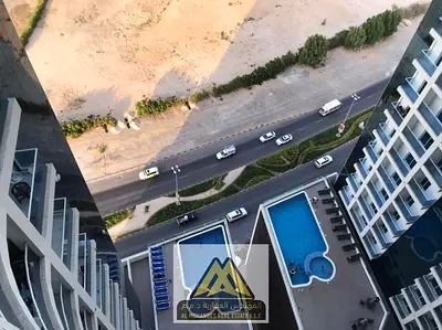 فرصة سكنية استثنائية: شقة مفروشة بالكامل غرفة وصالة ببلكونة وباركنج للإيجار السنوي في أبراج الواحة (Oasis Tower) بعجمان