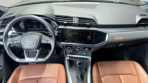 صورة 7 لـ 2024 AUDI Q3