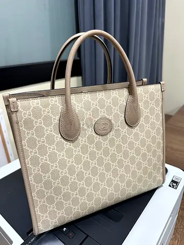 Original Gucci Supreme bag