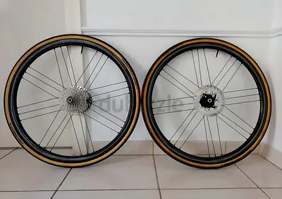 Carbon wheelset Campagnolo Bora WTO 33