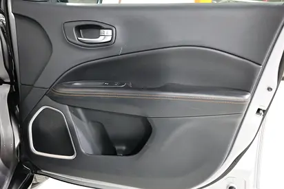 صورة مصغرة 16 لـ 2018 JEEP COMPASS