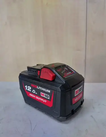 MILWAUKEE M18/12.0 AH BATTERY(NEW)