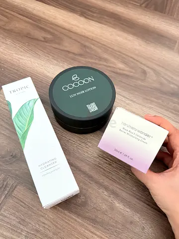 Lot of three skincare products — face cream and hydrating serum (new)
