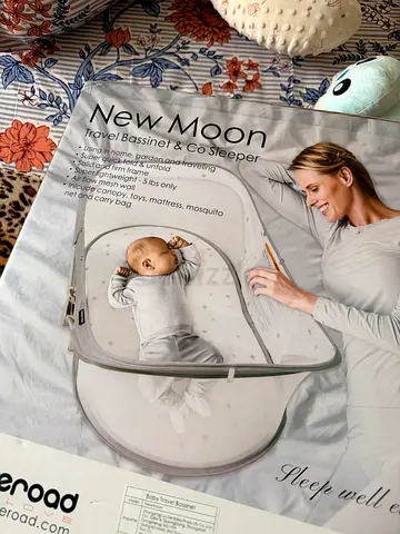 New Moon Travel Bassinet & Co-Sleeper - Light Grey Brand new