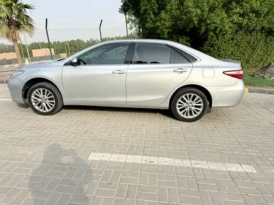 2017 Toyota CAMRY 照片 5