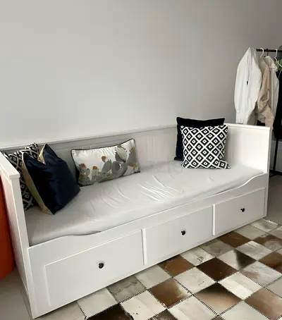 Ikea hemness daybed with 2 new Ikea mattress