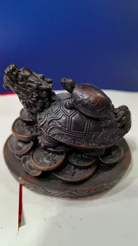 Resin wood turtle design 10cm length,8cm height