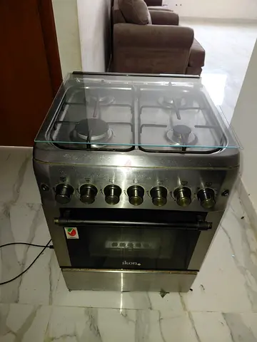 4 Burner Gas Range with Oven