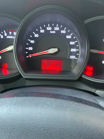 2012 KIA RIO 照片 8