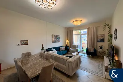 Spacious 2 Bed | Large Layout | Motor City