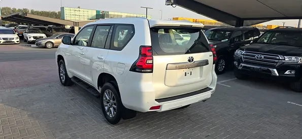 2020 Toyota PRADO — миниатюра 7