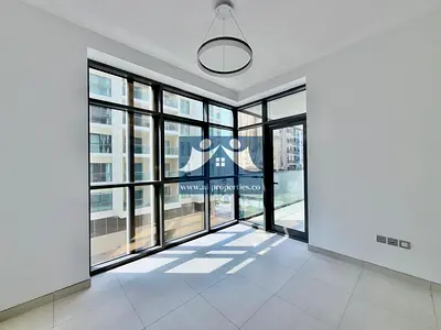 Bright 1BHK | شرفة | إطلالات على المدينة