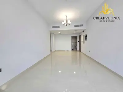 BRAND NEW - MAID ROOM - CLOSED KITCHEN
