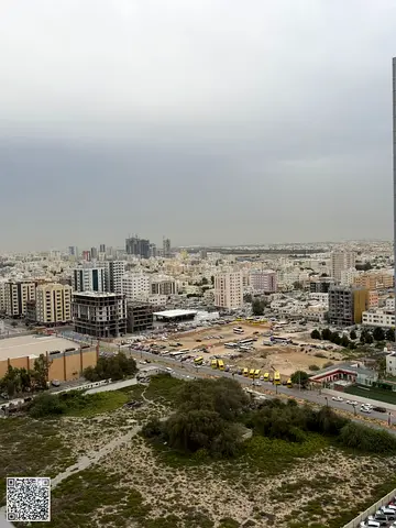 Furnished one-bedroom apartment for sale in City Towers - Balcony - Parking - Open view