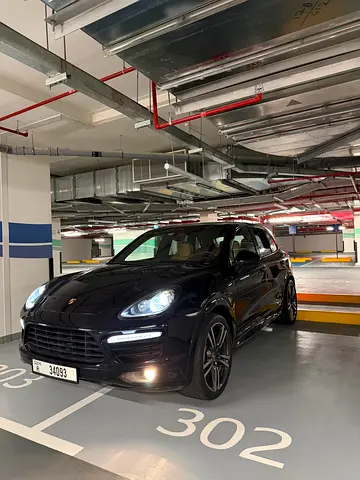 Porsche Cayenne GTS 2013 | GCC Specs | Well Maintained