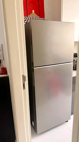 Samsung Silver Top-Freezer Refrigerator (500 litres) - Good Condition
