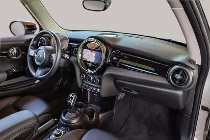 صورة 10 لـ 2023 MINI COOPER