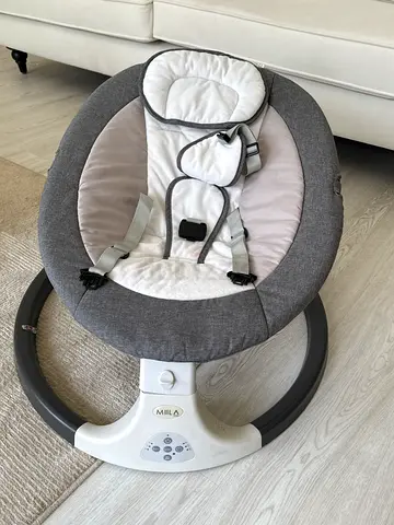 Graco rocking baby swing / bouncer - gently used