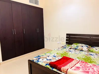Shared Family Room Available – Muwaileh Commercial