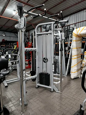 Life Fitness Aura Functional Trainer