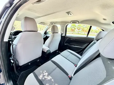 2017 Dodge NEON 照片 13