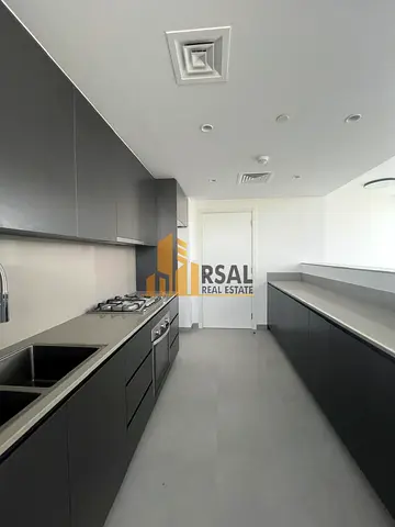 Spacious 2BHK | Closed Kitchen // Best opportunity for investment
