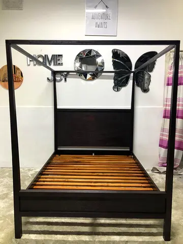 CRATE BARREL Keane wenge Queen canopy bed