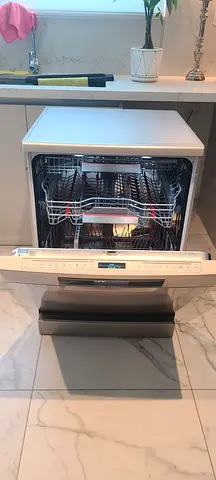 Bosch Series 8 Compact Dishwasher with WiFi System (SMS8ZDI86M/37)