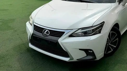 صورة 6 لـ 2019 Lexus CT-SERIES