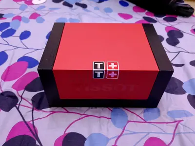 Tissot Watch Box for Sale (Watch model - Tissot Quartz Couturier)