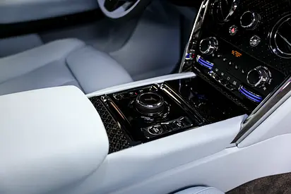 2024 ROLLS-ROYCE CULLINAN — миниатюра 11