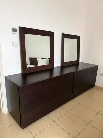 Two Dark Wood 3-Drawer Dresser with their Mirrors - Good Condition