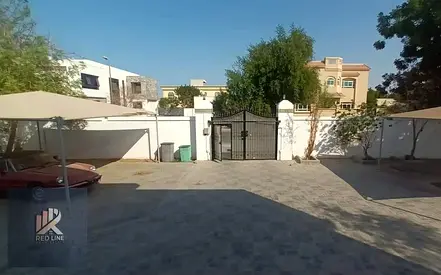 Villa in Al Qairawan, Sharjah, 8 bedrooms, only for GCC nationals