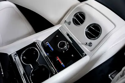 2025 ROLLS-ROYCE SPECTRE — миниатюра 20