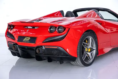 صورة مصغرة 11 لـ 2021 Ferrari F8 SPIDER