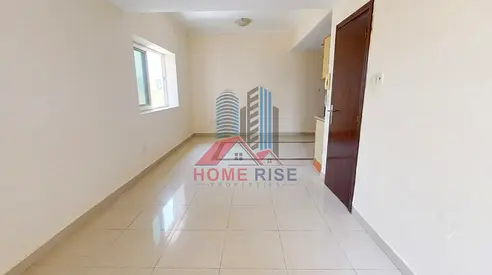 Big studio apartment with wardrobe | easy exit to Dubai | Near to Border