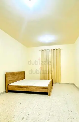 Room for rent at 2600 in shabia 12