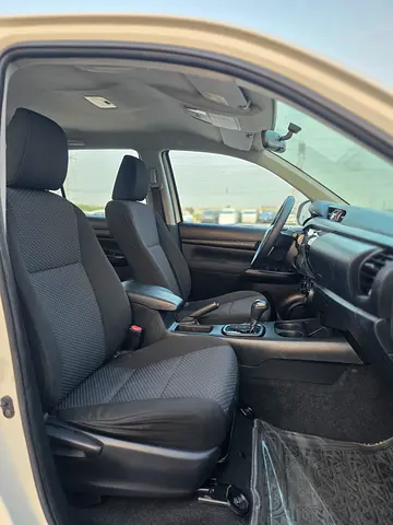 صورة 16 لـ 2016 Toyota HILUX