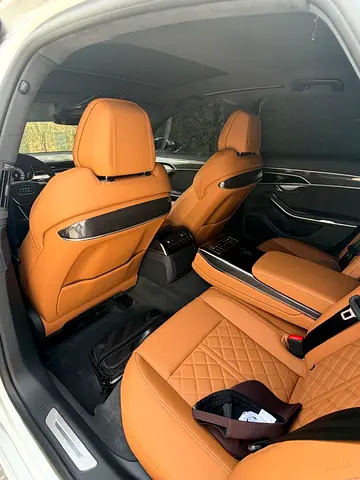2025 AUDI S8 照片 8
