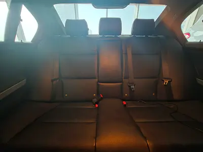 2010 BMW 3-SERIES 缩略图 5