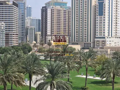 3 غرف وصالة في المجاز 3 بجانب حديقة الصفيا، غرفة ماستر، إطلالة مباشرة على الحديقة، مساحة مريحة وموقع مميز، الإيجار 55 ألف سنوياً