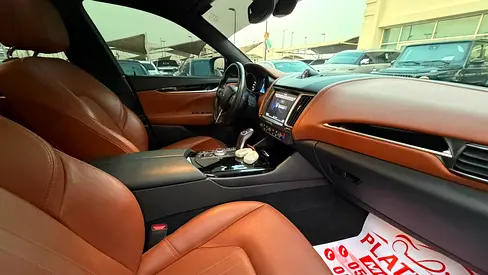 2019 Maserati LEVANTE photo 11