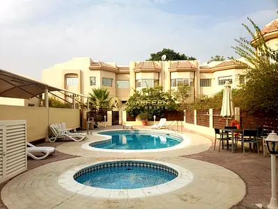 Spacious 4 bed with Maid | Huge Layout | Prime Location | Ready to Move