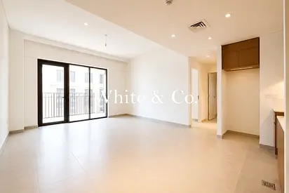 Upgraded | Spacious | Beachside Living