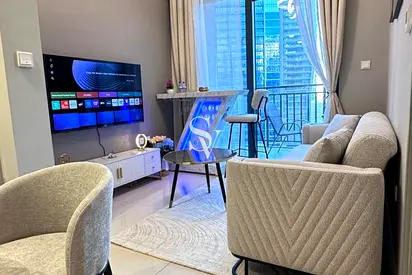 Near the Metro, with Balcony and Fully Furnished